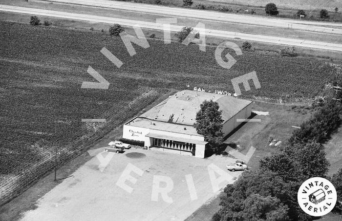 Cloverleaf Lanes - Vintage Aerial (newer photo)